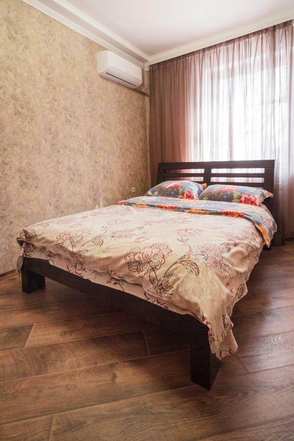 Apartment In Deribasovskay Street 20 오데사 외부 사진